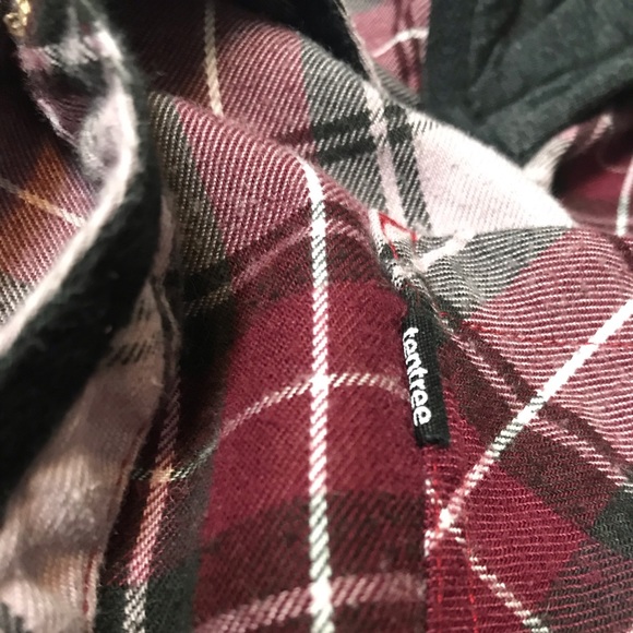 Tentree blouse - Picture 7 of 7